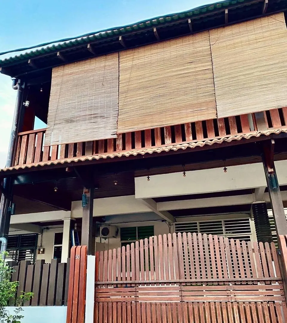 Wooden House Penang By The Bukit 4R3B 10Pax With Netflix & Wifi Villa Bukit Mertajam