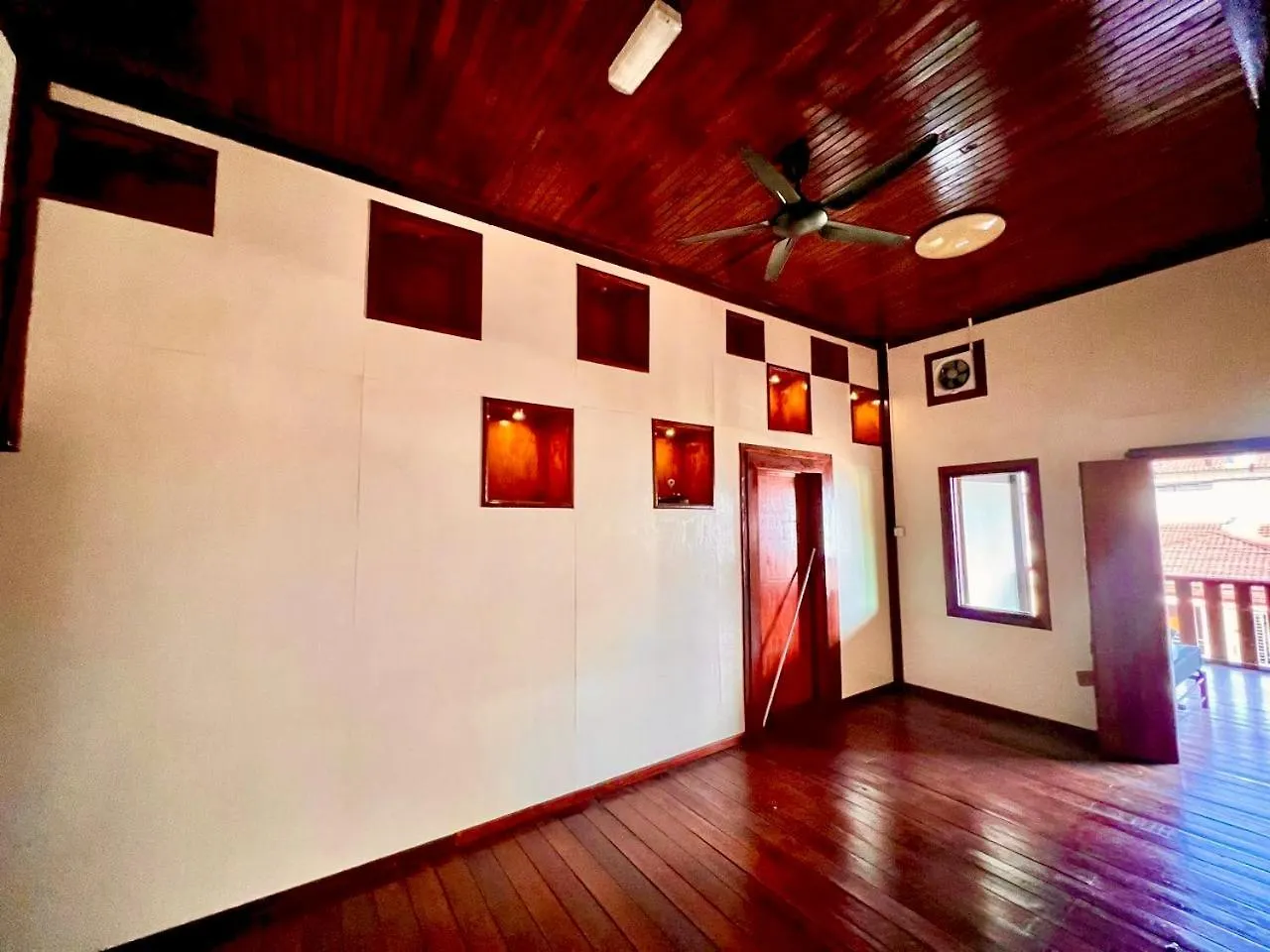 Willa Wooden House Penang By The Bukit 4R3B 10Pax With Netflix & Wifi Bukit Mertajam 0*,  Malezja