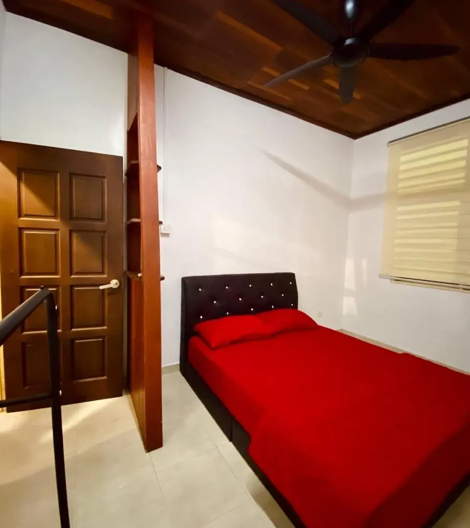 Willa Wooden House Penang By The Bukit 4R3B 10Pax With Netflix & Wifi Bukit Mertajam 0*,  Malezja